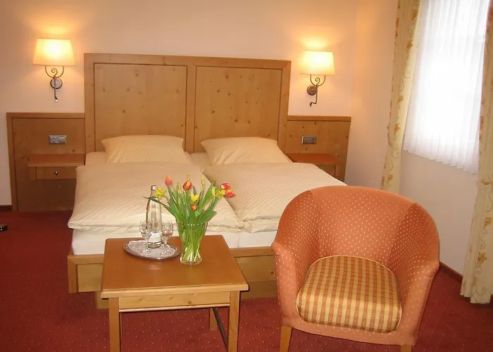 酒店 林登霍夫酒店 3*